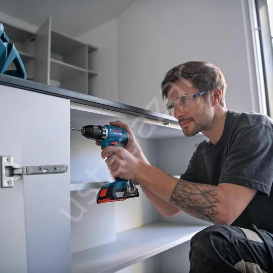 Bosch Profesyonel 18V Akülü Kombo Set GSR 18V-45 +GWS 18V-8 +GBH 18V-22 3x 4.0Ah Akü + Şarj Aleti - 0615A5007L